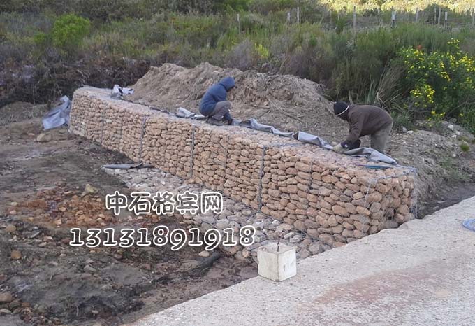 13131891918護岸鉛絲石籠廠(chǎng)家報價(jià)