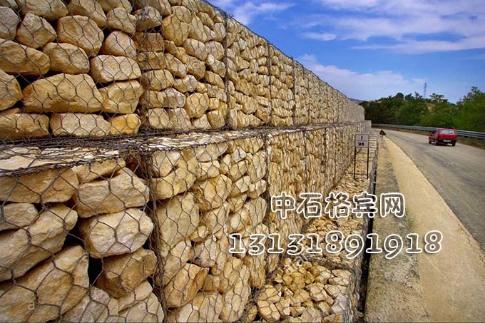 護岸鉛絲石籠擋墻價(jià)格咨詢(xún)13131891918